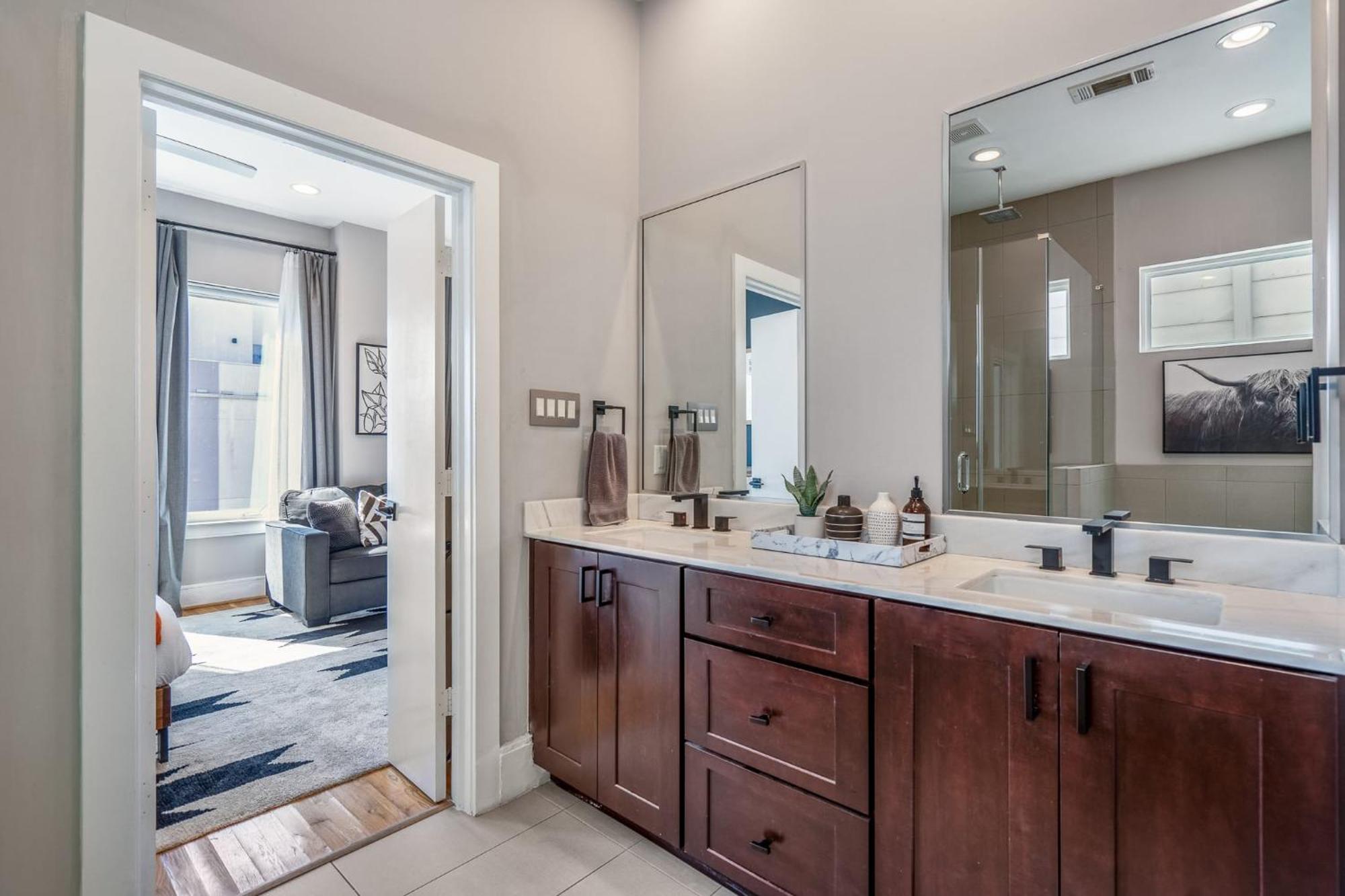 Luxury Downtown Getaway With Breathtaking Views Villa Houston Eksteriør billede