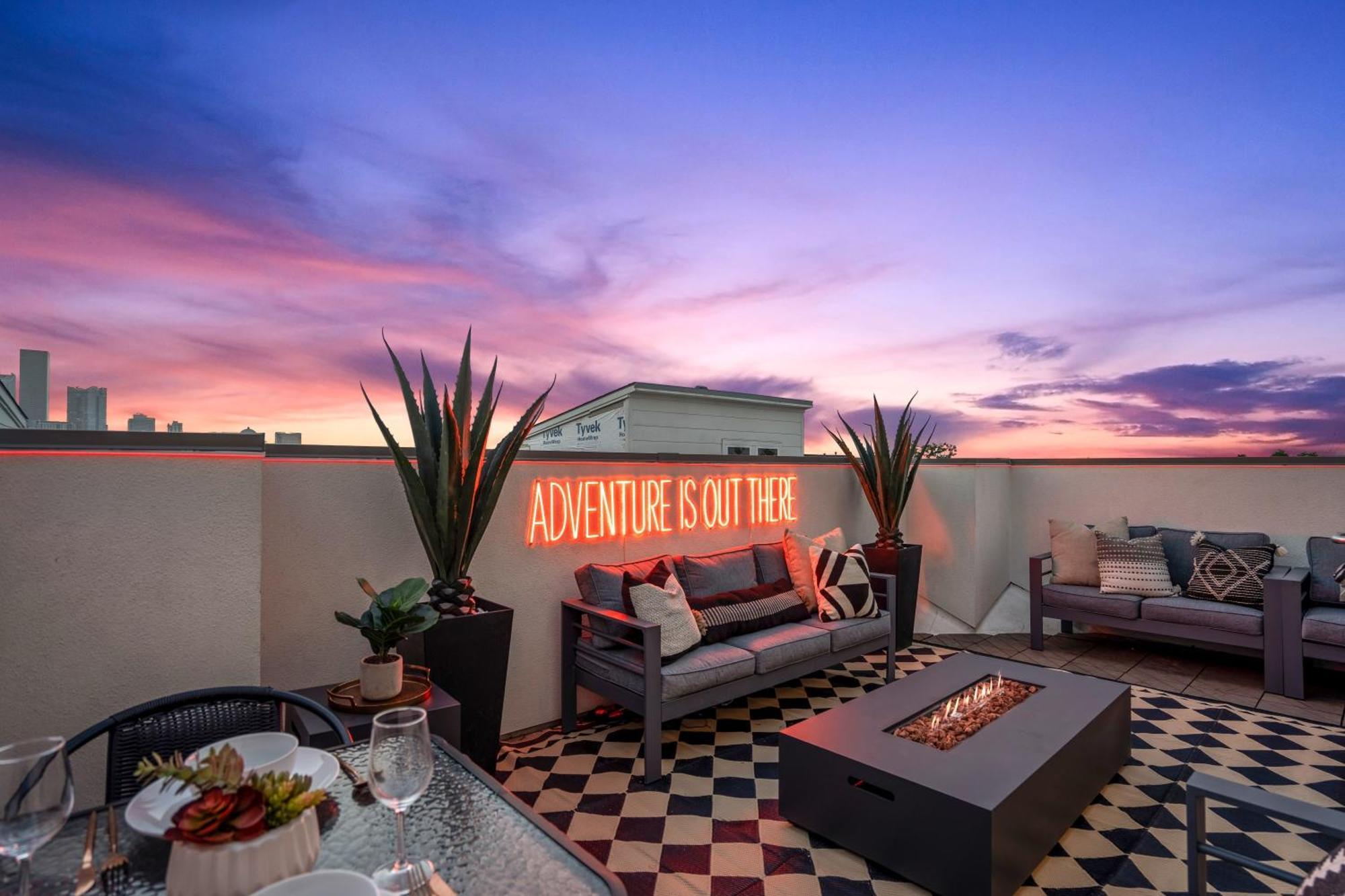 Luxury Downtown Getaway With Breathtaking Views Villa Houston Eksteriør billede